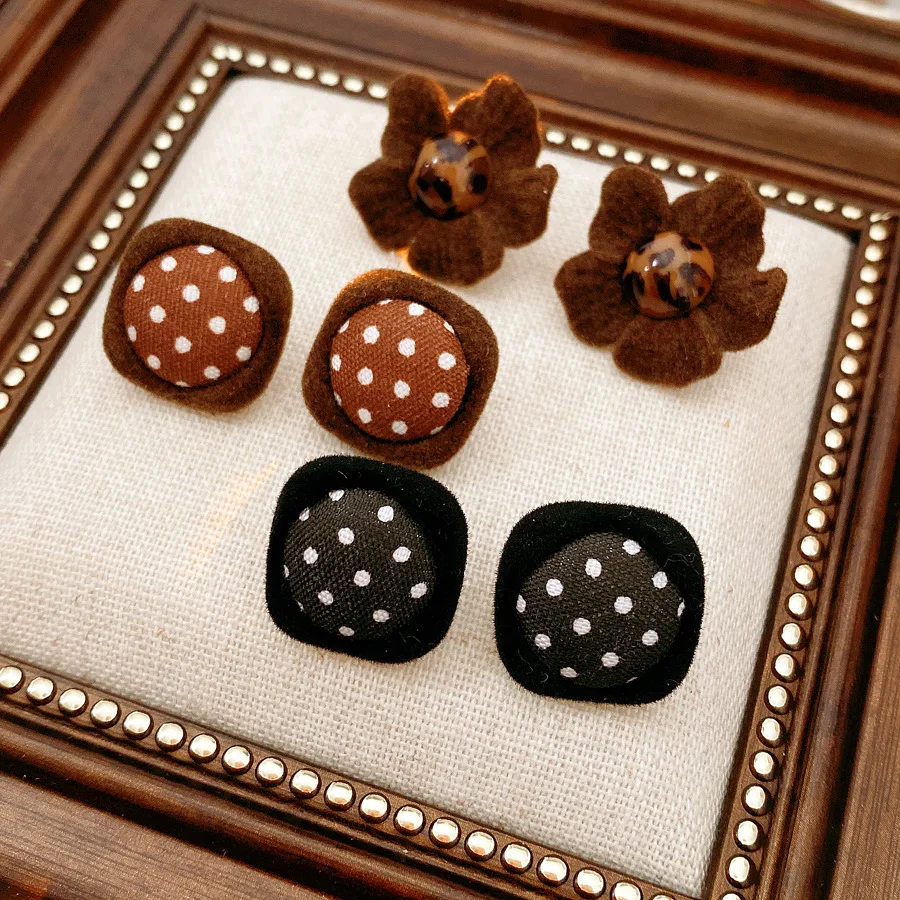 Retro Leopard Print…