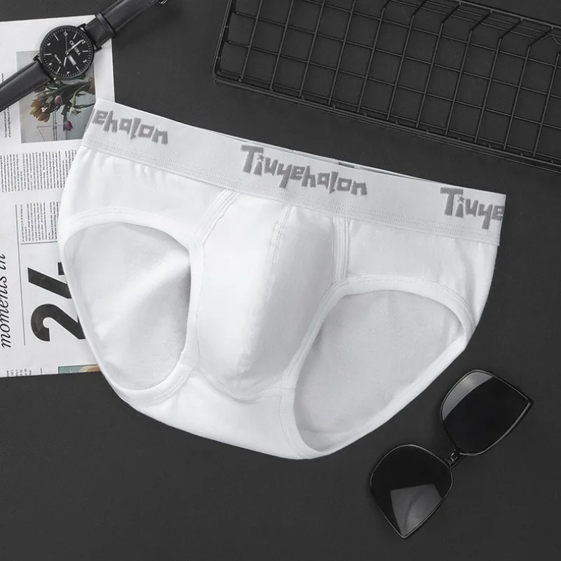

Men Sexy Brief Underwear Cotton Breathable Comfortable Sweat Absorption Sports Panties Youth Mid Waist U Convex Pouch Underpants