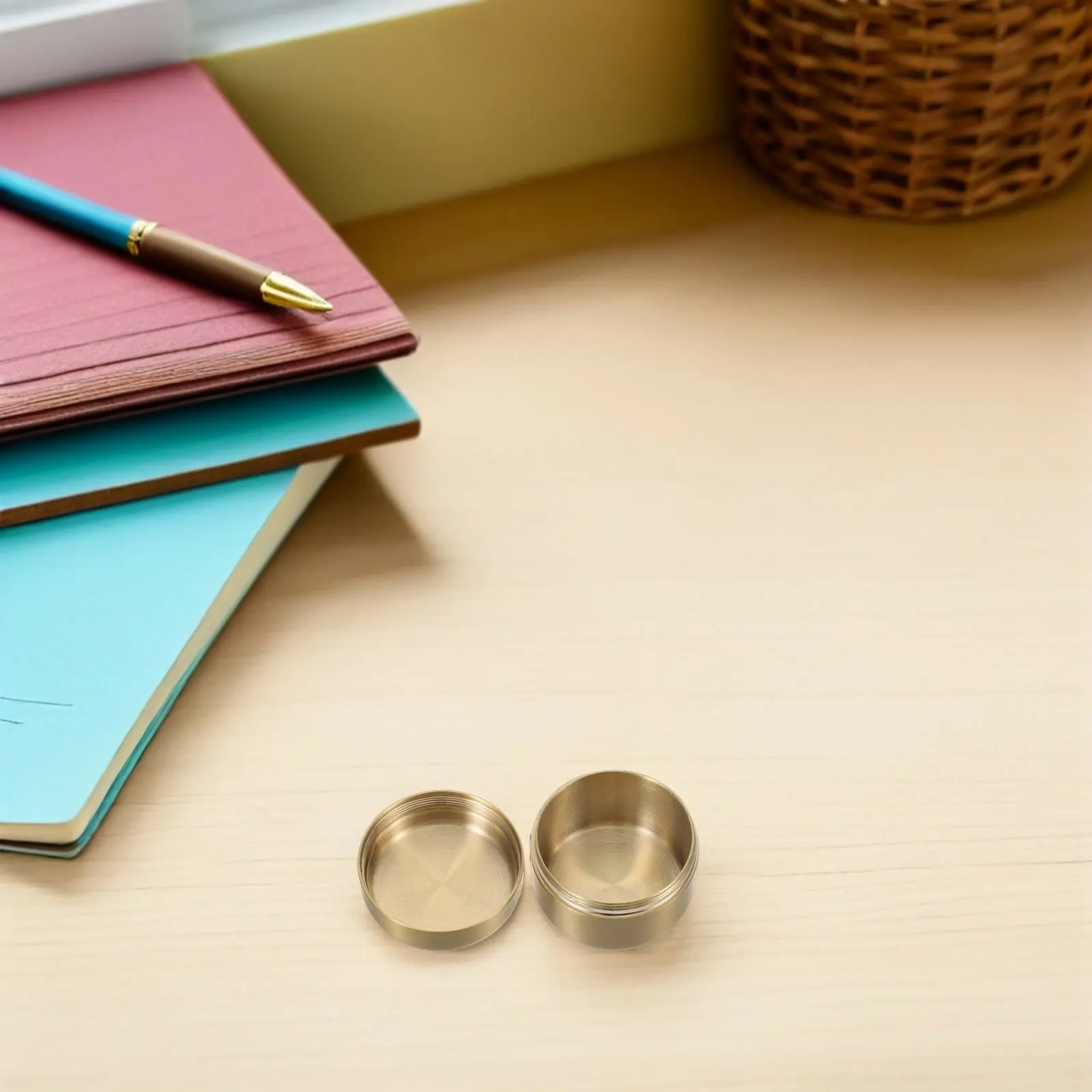 

Водонепроницаемый металлический органайзер для таблеток из нержавеющей стали, компактный круглый контейнер для хранения лекарств, портативный маленький герметичный контейнер для путешествий