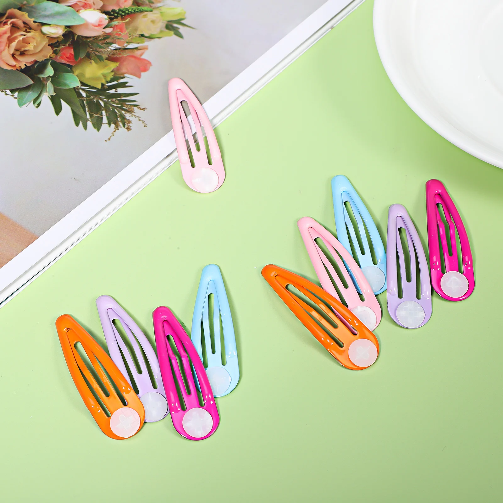 

50pcs Teardrop Clips Colorful Snap Barrettes 5cm Durable Accessories for Women Girls Thin Snap Hair Clips Hair Styling