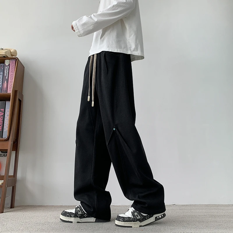 

Новые повседневные брюки 2026 года: мужские весенне-осенние плиссированные прямые свободные универсальные спортивные штаны