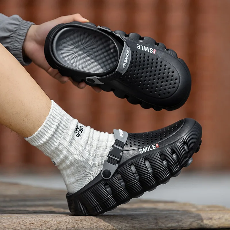 Hole shoes men's slippers fashionable outer wear non-slip high-end summer outdoor home indoor non-smelly feet men's shoes