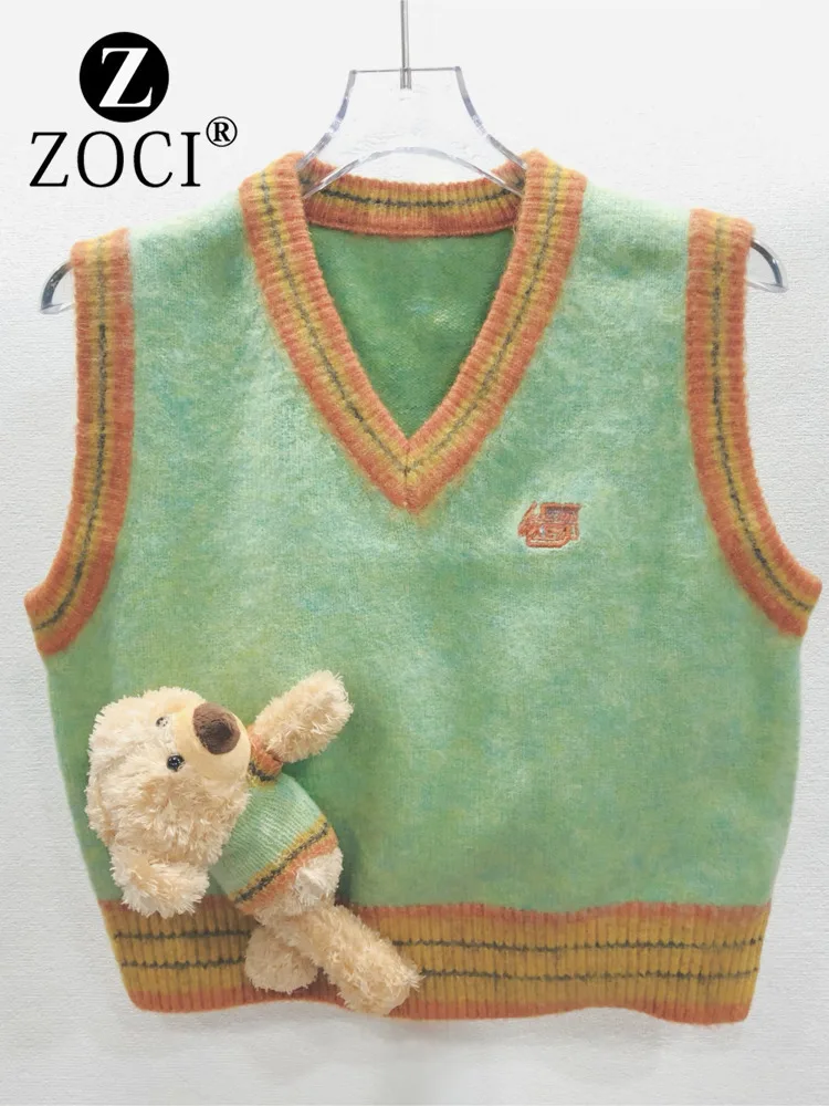 [ZOCI] Autumn And Winter New French Style Design, Niche Three-dimensional Teddy Bear Doll, V-neck Short Knitted Vest