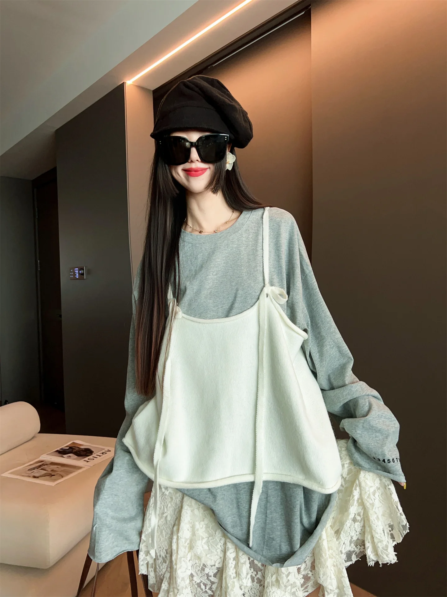 

Простой универсальный женский вязаный свитер-жилет без бретелек, свободный облегающий топ, осень 2025, новинка, с цветочным узором