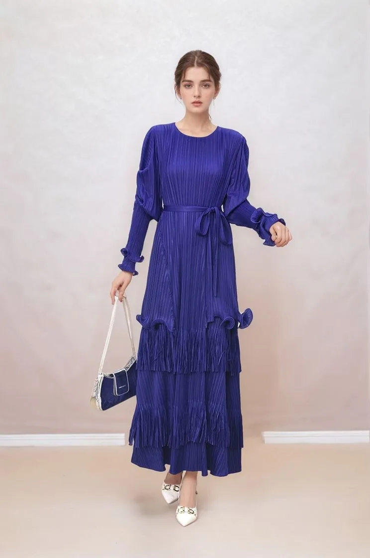 Vestido plissado de designer para mulheres, vestido de manga comprida em camadas com acabamento em renda e franjas, moda boêmia, vestido de noite plissado