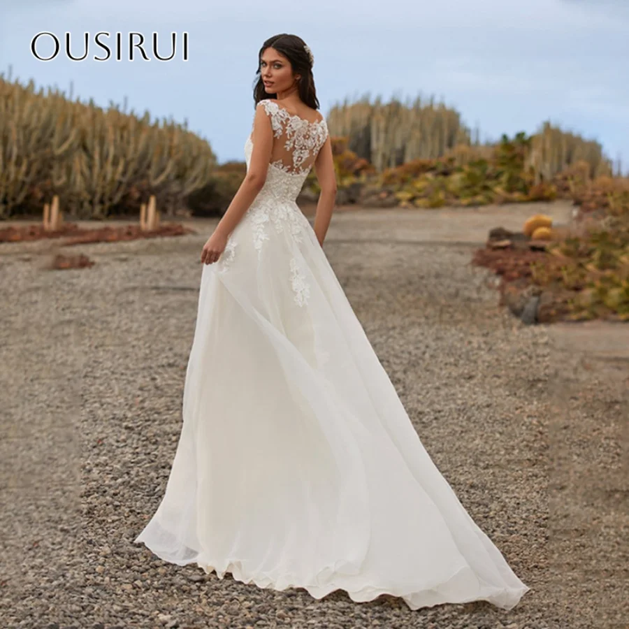 Vestidos de Novia con Apliques, Escote en V, Corte en A, Sin Mangas, Botones en la Espalda, Tul, Cola Larga, Personalizados