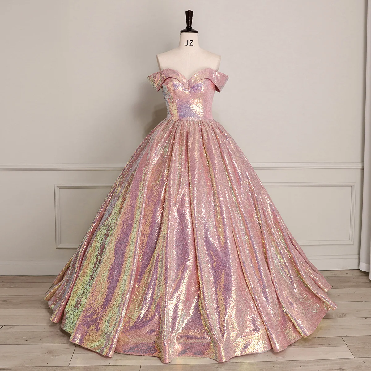 Thumbnail 2 - #33 Latest Prom Ball Gowns Offers