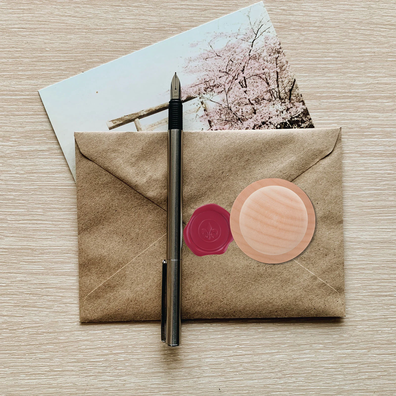 

5Pcs 5Cm Solid Wood Handle Stamp Round Vintage Style DIY Seal for Crafting Scrapbooking Letters Journals Invitations DIY Wooden