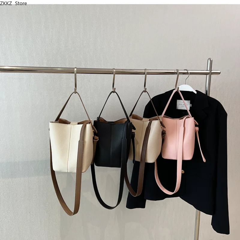 2 Sets Advanced Texture Minority Women's Shoulder Bag 2023 New Women's Underarm Bag Summer Popular Crossbody Bag Bucket Bag