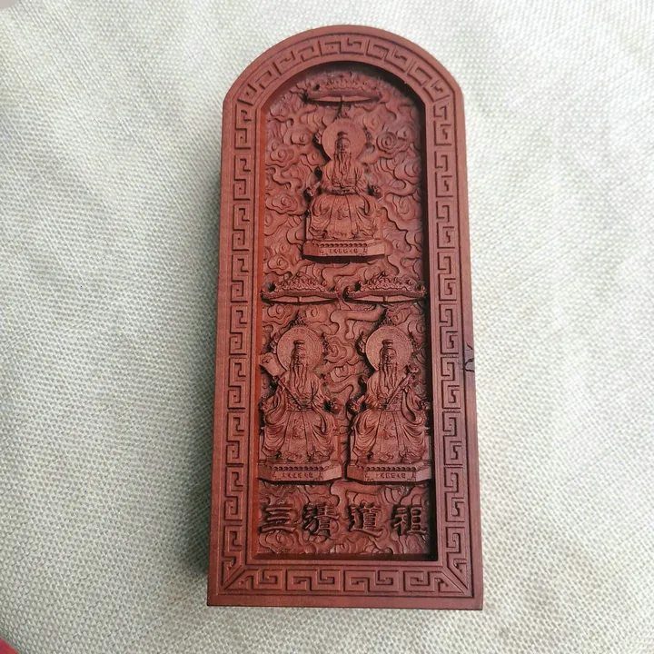 

Даосский жетон, волшебное оружие мармелада, рельеф, ташиanglaojun, Lingbao Tianzun, Yuanshi Tianzun, жетон Sanqing