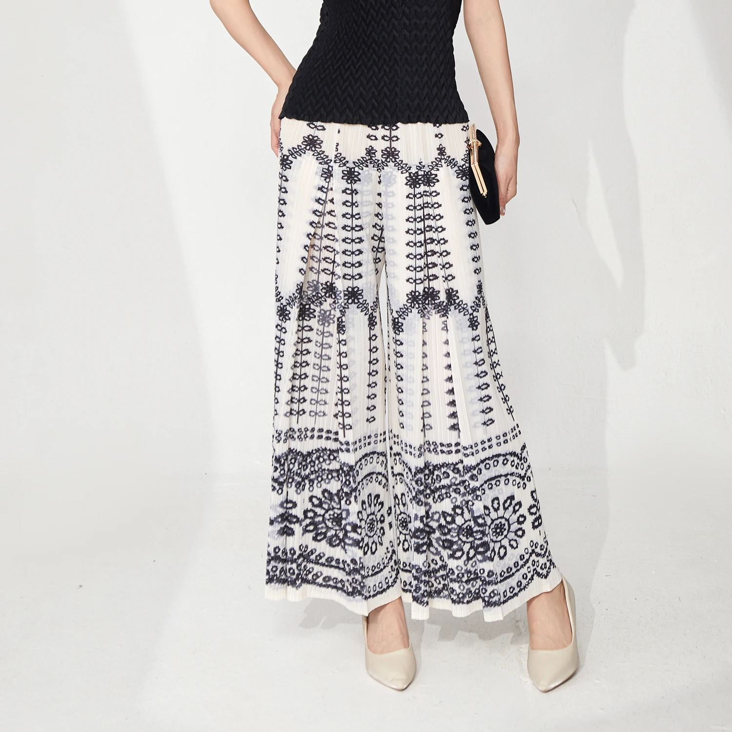 Women's 2025 Summer New Miyake Casual Pants Loose Plus Size Drape Pants Skirt Fashionable Wide Leg Pants