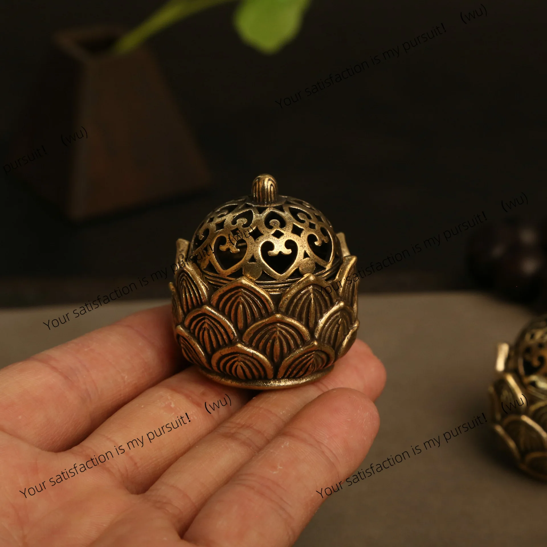 1PC Lotus Incense Cone Holder, Mini Asian Zen Decor, Small Flower Burner for Home Office Meditation Gift
