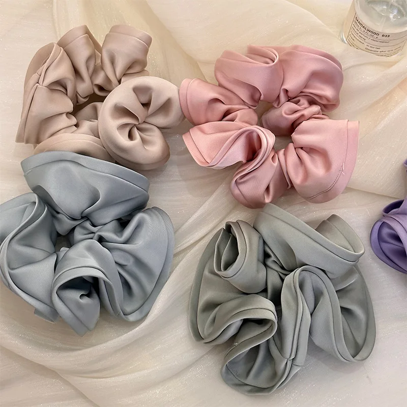 Scrunchie plisado de satén de colores para mujer, bandana delicada con temperamento coreano, accesorios para el cabello 2024