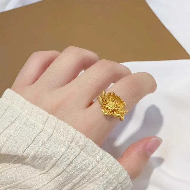 

New Chinese Retro Gold Filigree Lotus Ring, Women's Personality Light Luxury and Versatile, Advanced Sense, Adjustable Opening R