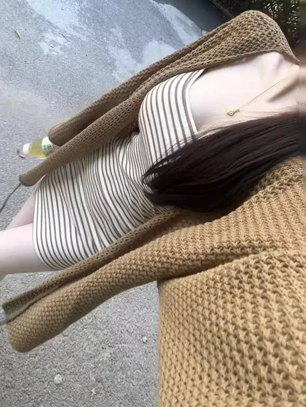 

Retro Korean Style Striped Off-Shoulder Dress And Cardigan Two-Piece Set Comfortable Fashionable Women's Autumn Wear