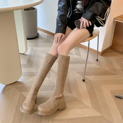 Damskie czarne buty na platformie Damskie trampki Jesienna moda Brytyjski styl Projektant Nowoczesne wysokie długie buty Casual Chelsea Boots