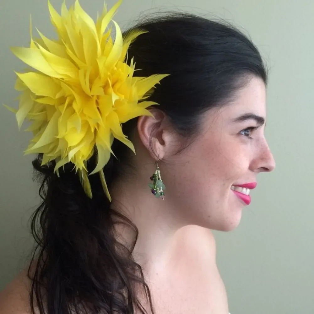 

1 шт., цветная брошь с гусиными перьями для одежды, женская брошь с перьями, булавка для свадебного фестиваля, вечерние украшения, головные уборы для волос, брошь для обуви, мода