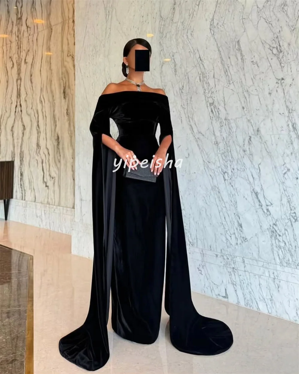 Szyte na miarę, proste, dopasowane sukienki wieczorowe z weluru, z plisami, marszczeniami, o prostym kroju, z odkrytymi ramionami, dostępne rozmiary, moda.