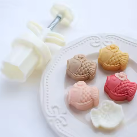 Rose Koi Shape Mooncake Mold 25g Fish Hand Pressed Mung Bean Cake Pineapple Pastry Mold Chiness Dessert Moon Cake Mold