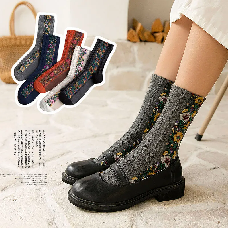 5 Pairs Woman Socks Floral Pure Cotton Flower Embroidery Medium Tube Socks Cute Fashion Retro College Lovely Kawaii Socks