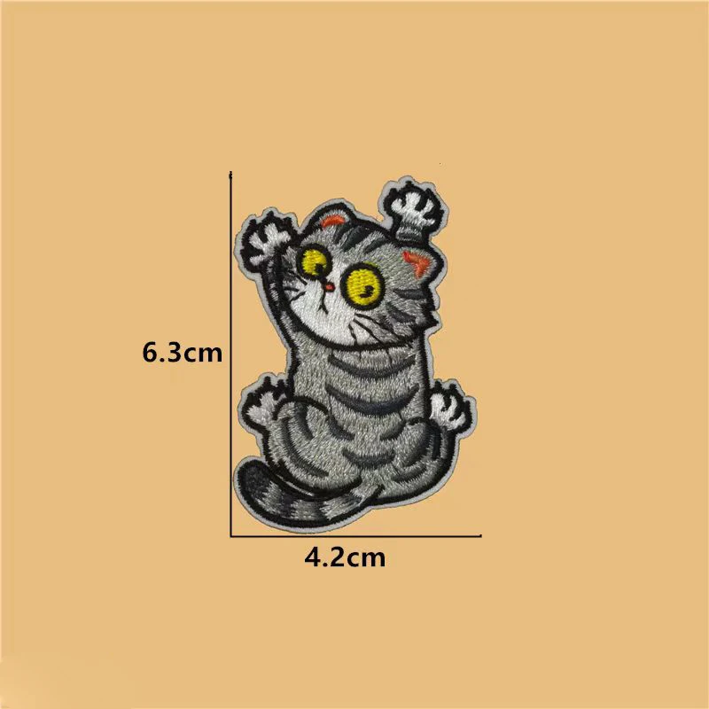 3 Teile/satz Nette Verspielte Gestickte Katze Patches Stoff Für Taschen Kleidung Zubehör Eisen Auf Aufkleber DIY Reparatur Handwerk Liefert – Detail 3