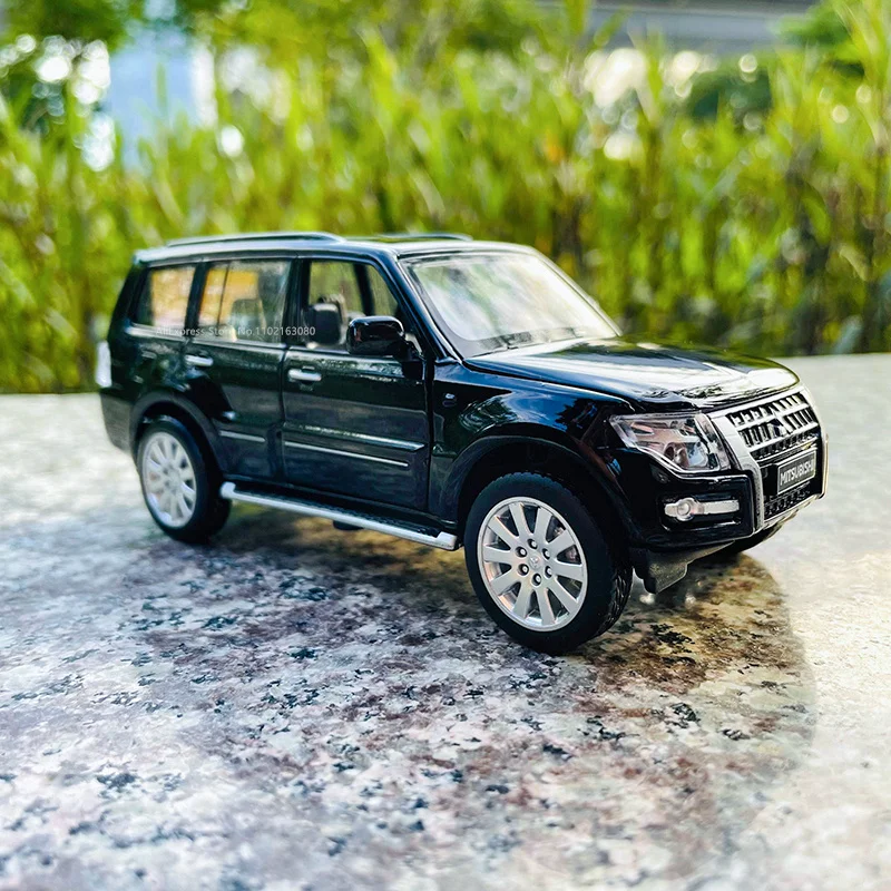 MSZ 1:32 Mitsubishi Pajero 4WD Turbo alloy car mold die-casting car mold decoration series toy tools gift mold series