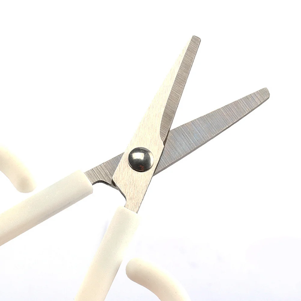 

Kids Scissors Safety Premium Stainless Steel Plastic Compact Multi-Purpose Design Protective Cover Ideal for Home Office School