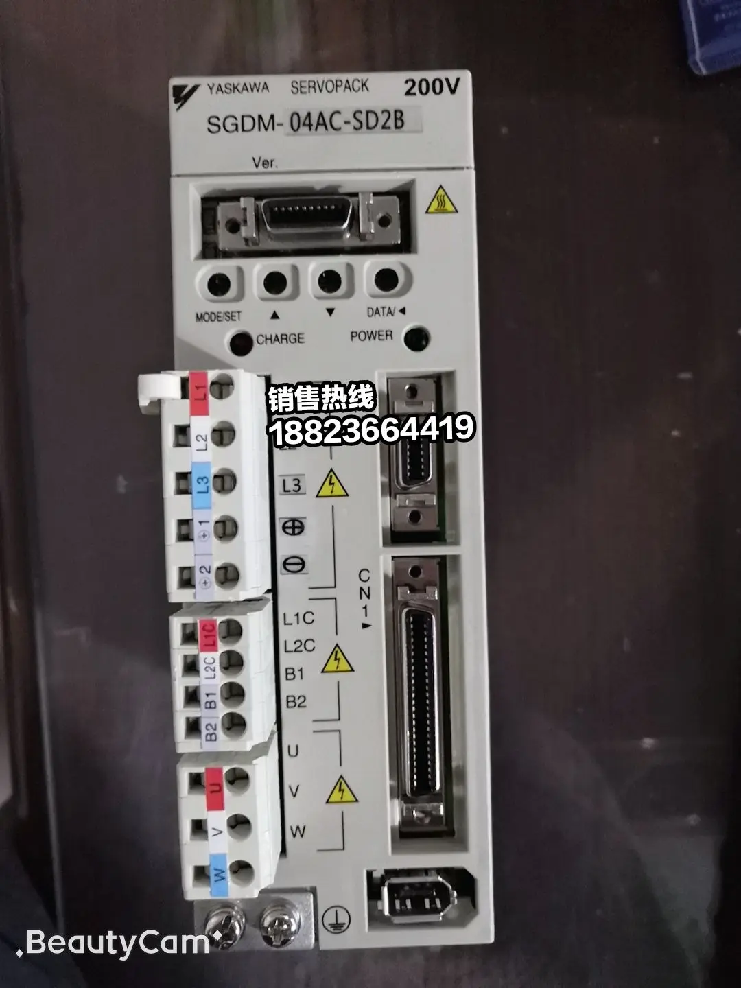 

Сервопривод JUSP-2R1AA-SD7 Yaskawa, совершенно новая оригинальная гарантия качества, 1 год