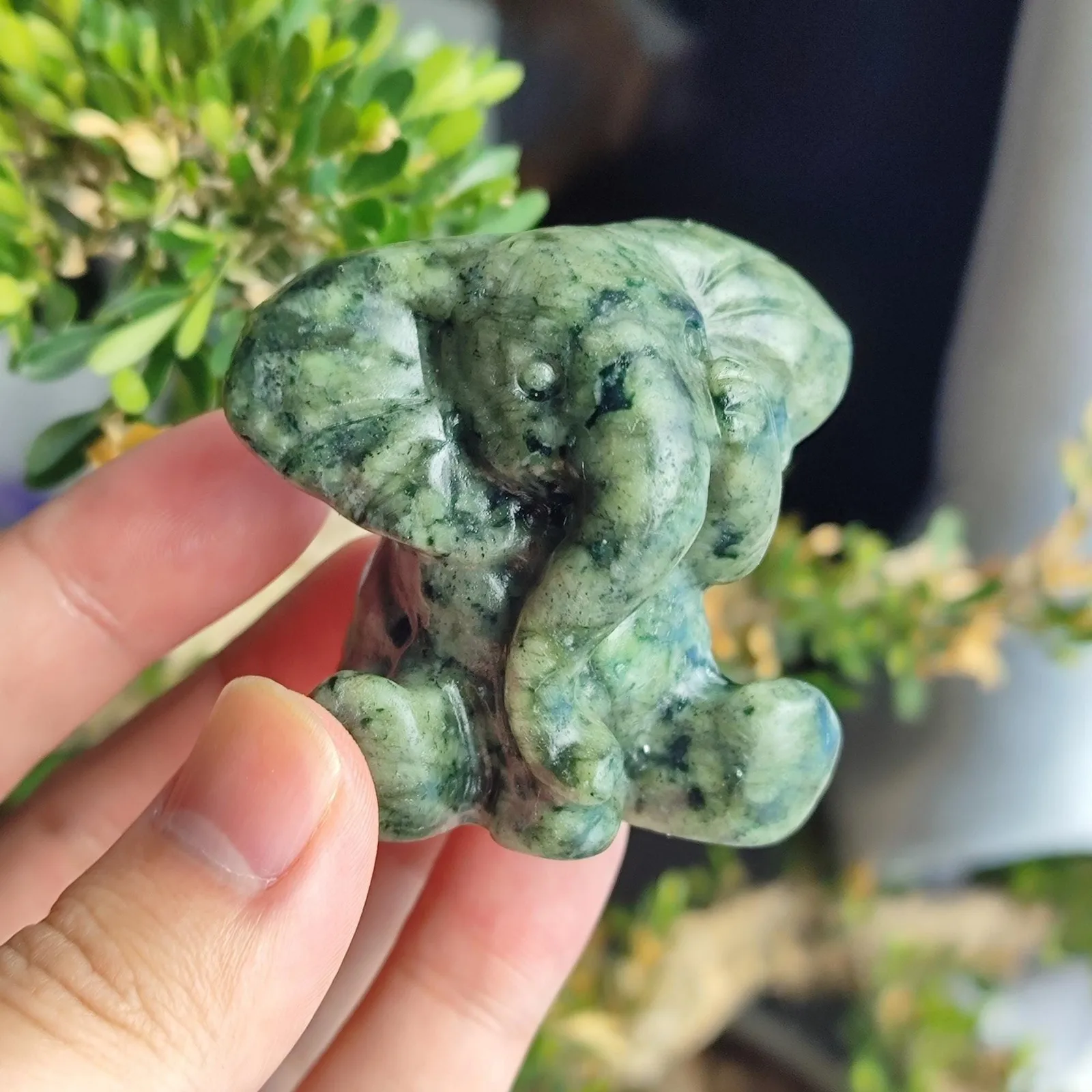 Natural Xiuyan Jade Animal Carving Polished Crystal Animal Gift