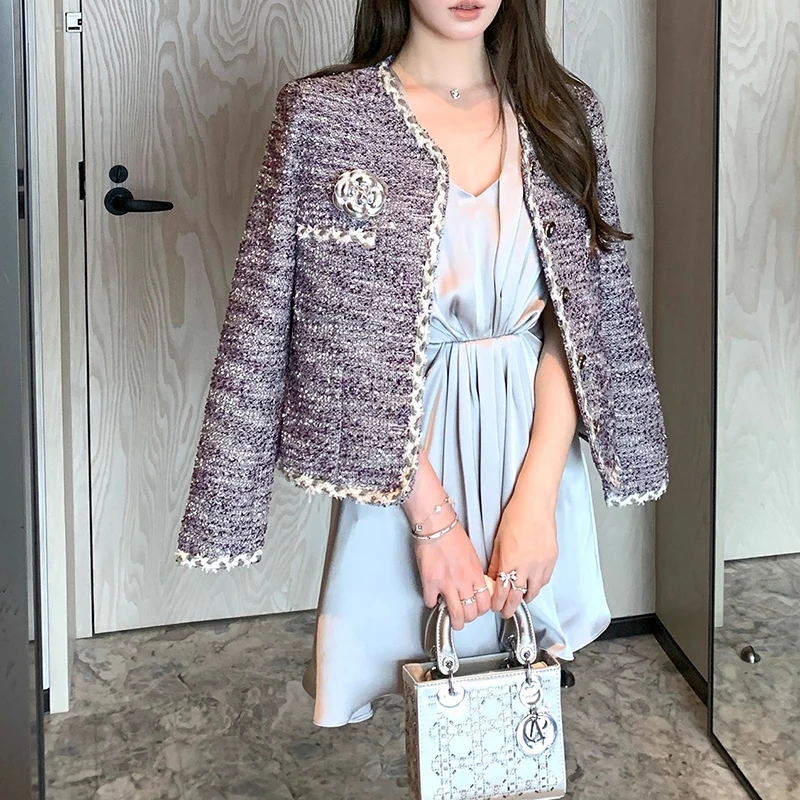 

Новая женская шерстяная куртка осенняя коллекция 2025 с ярким объемным цветочным узором, приталенная, в полоску, верхняя одежда