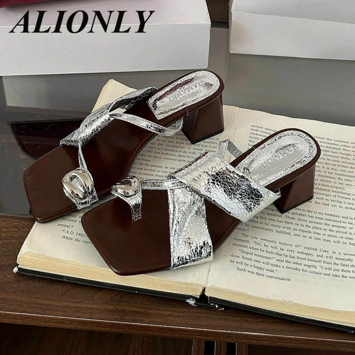 

Alionly/2023, новые летние тапочки на тонком низком каблуке, женские модные сандалии с квадратным носком, шлепанцы, женские шлепанцы