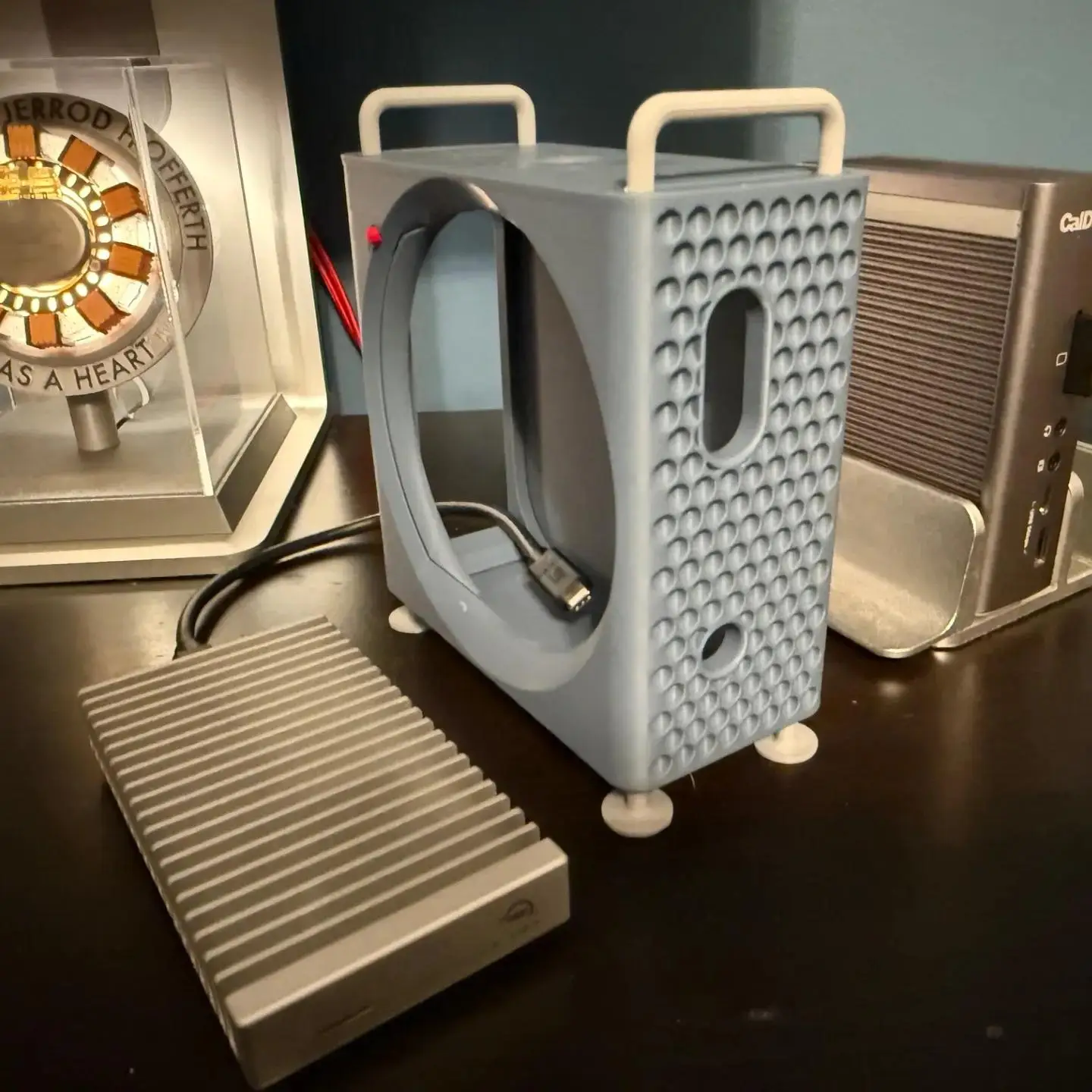 3D Printed for Mac Mini M4/M4 Pro 2024 Vertical Computer Case Protective Dustproof Bracket Storage Stand DIY PC Accessories