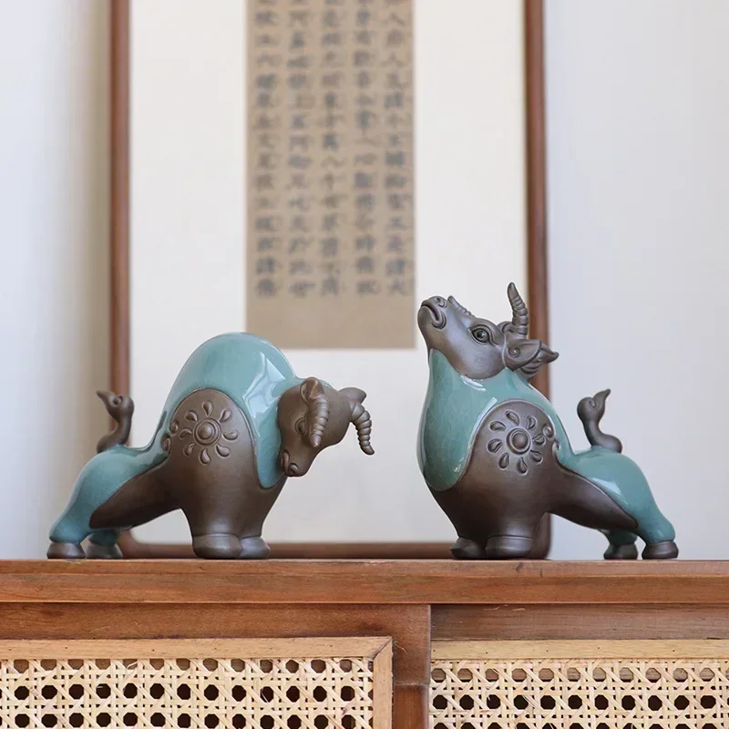 Lucky Mascot Cow Ceramic Ornament Office Living Room Bedroom Desktop Dining Table Wine Cabinet Creative Home Decoration Crafts