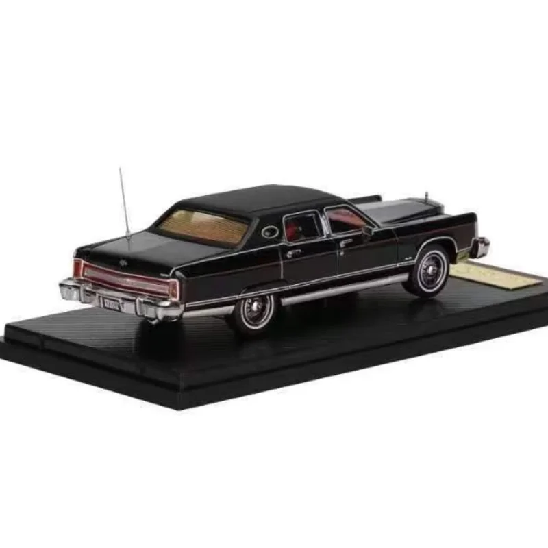 Vorverkauf Sun Star Legierung 1/64 1979 Lincoln Continental Town Automodell Erwachsene klassische Sammlung Display Geschenk Souvenir Jungenspielzeug
