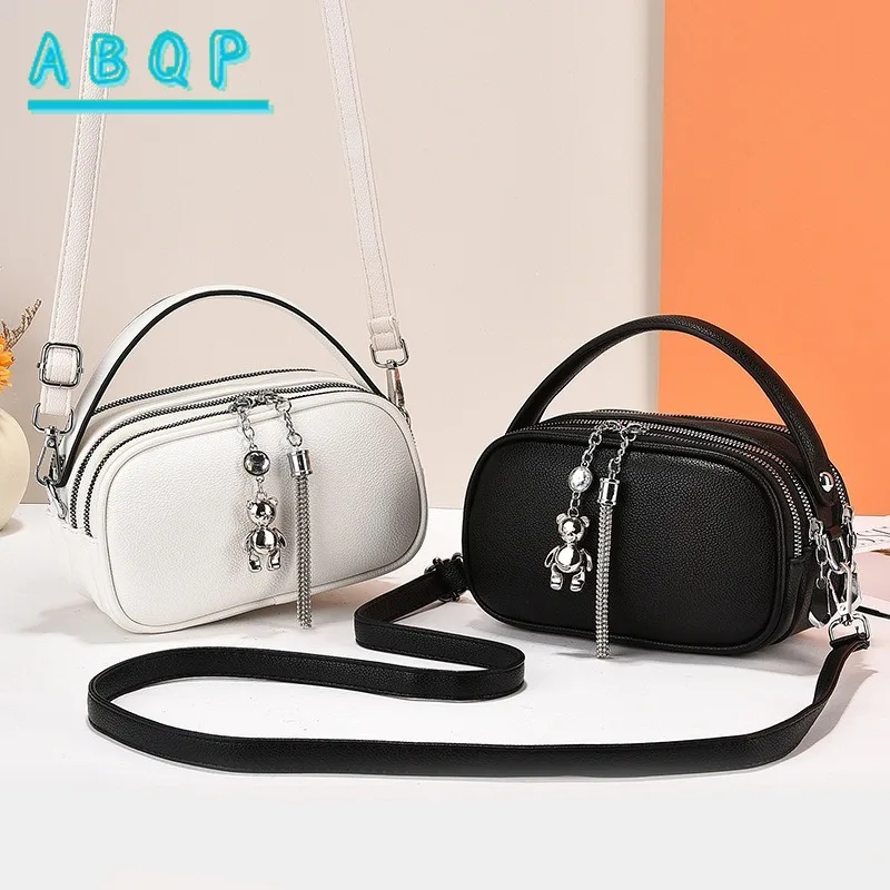 

Women's Crossbody Shoulder Bag with Detachable Strap Minimalist Design for Work Shopping Casual Outings Travel Purse