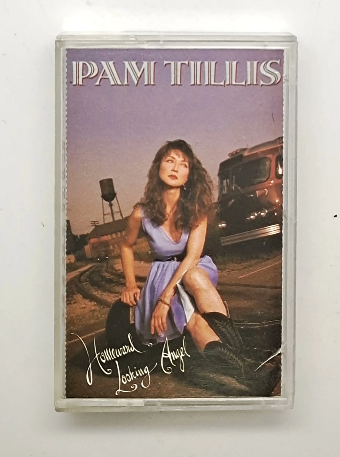 

Музыкальная кассета Фолк-поп группы Pam Tillis: альбомы "Homeward Looking Angel" и "Let That Pony Run", кассеты для косплея, Walkman, диктофон, автомобильные саундтреки, бокс-сет