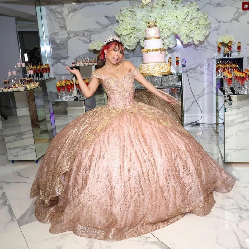 Vestido para quinceañeras de oro rosa, cuello en V, manga casquillo, Apliques de encaje, lentejuelas, fiesta de graduación, vestido de fiesta de princesa, dulce 16 personalizado