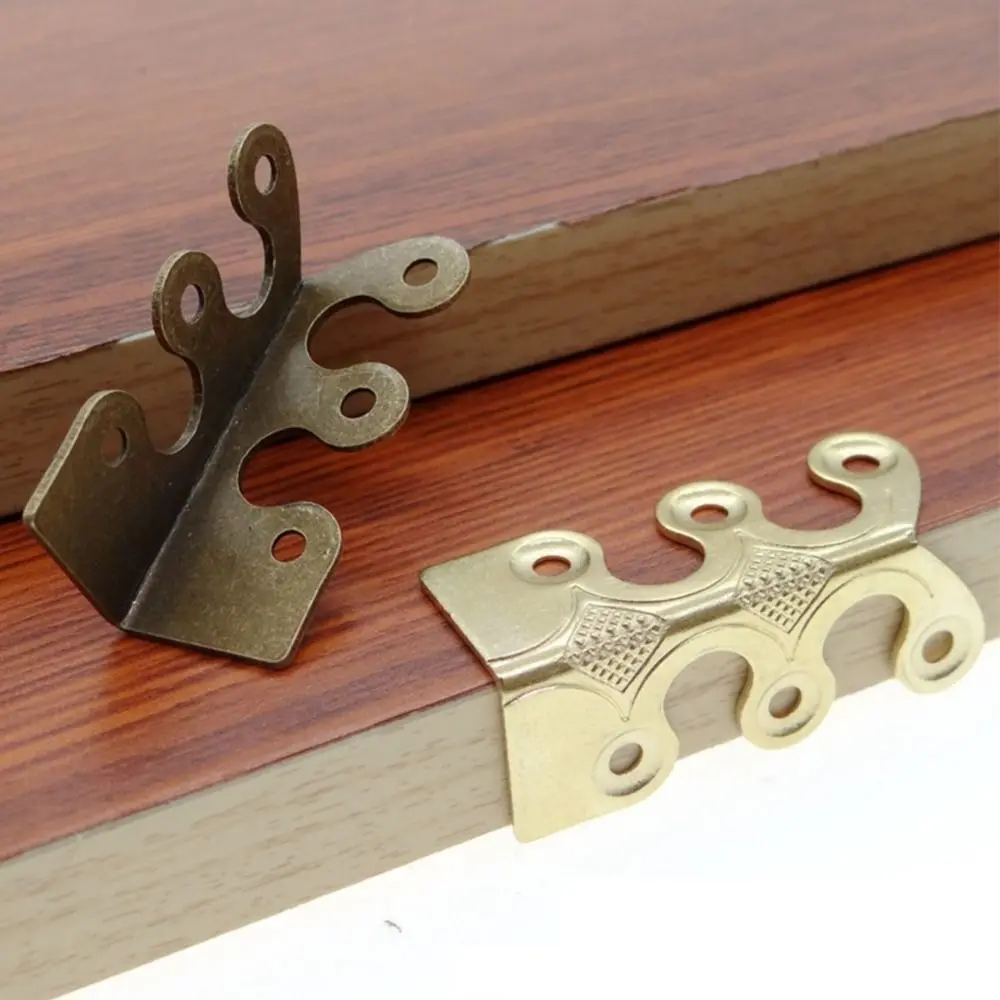 

6 PCS Durable Chinese Style Corner Protectors Brass Wooden Box Base Board Solid Skirting Corner Guard Home Furniture