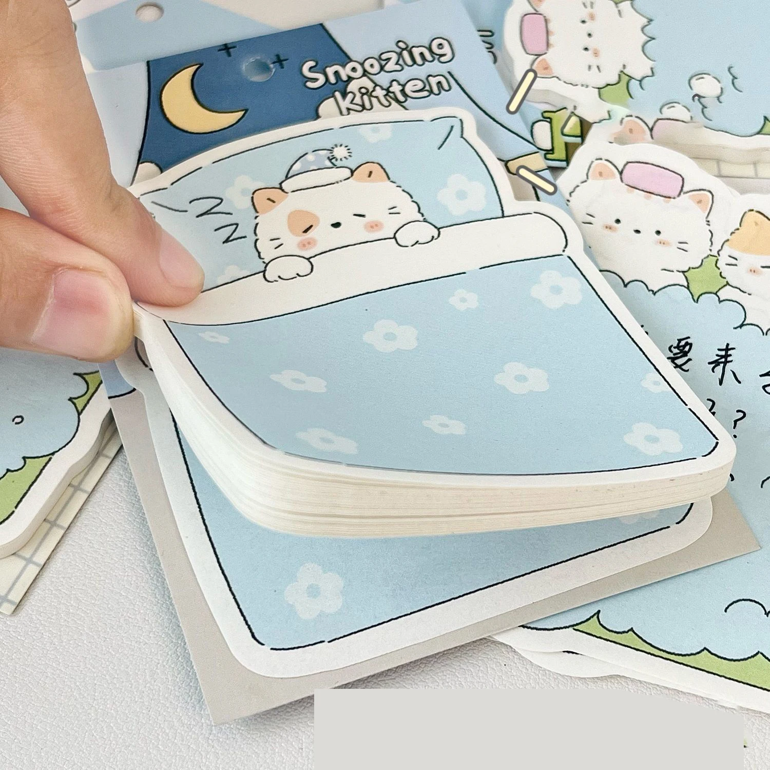 Minimalist Design Classic Color Scheme  Adorable Cat-Themed Multi-Function Memo Pad  Notepad for Students  Back-to-School Season