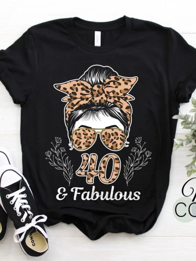 40 Years Old Fabulous Messy Bun Leopard Women T-shirts Birthday Tees School's Out for Summer Cotton Tops No Shoes Man TShirts