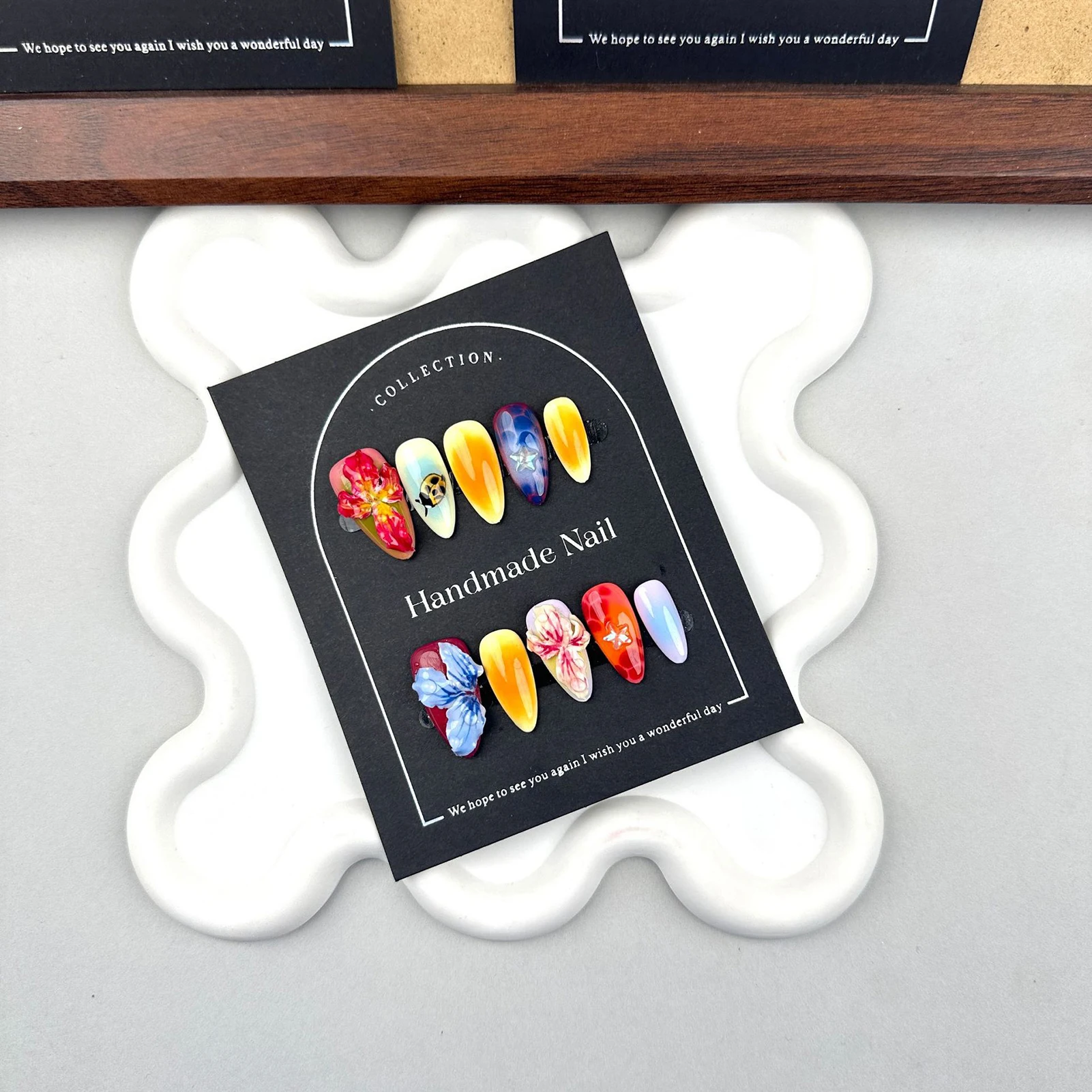 

10 шт. накладных ногтей ручной работы с 3D-дизайном в виде лепестков, маникюрные накладки для ногтей, съемные, в форме миндаля