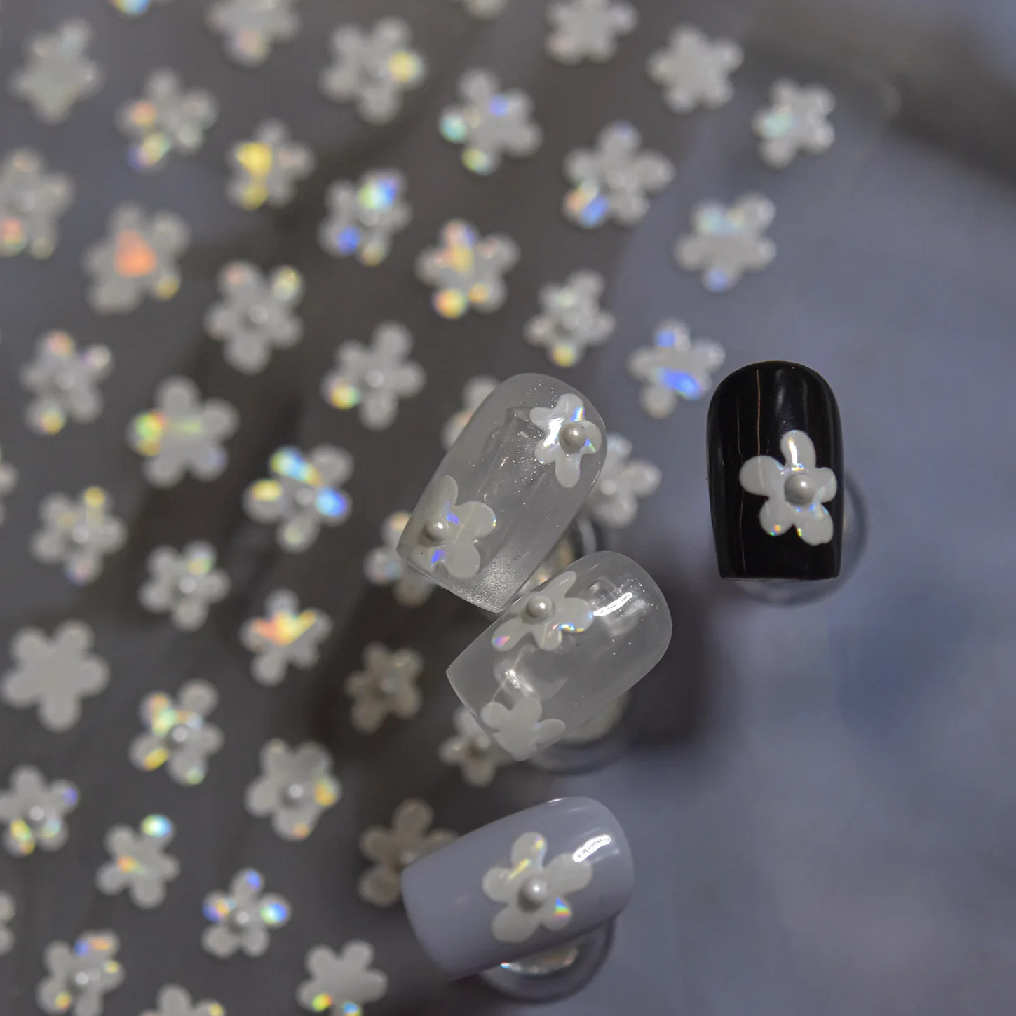 1 Stück 5D Laser Silber Blume Nail Art Aufkleber mit Strass Unregelmäßige Blumen Selbstklebende Nail Art Dekoration Maniküre Aufkleber