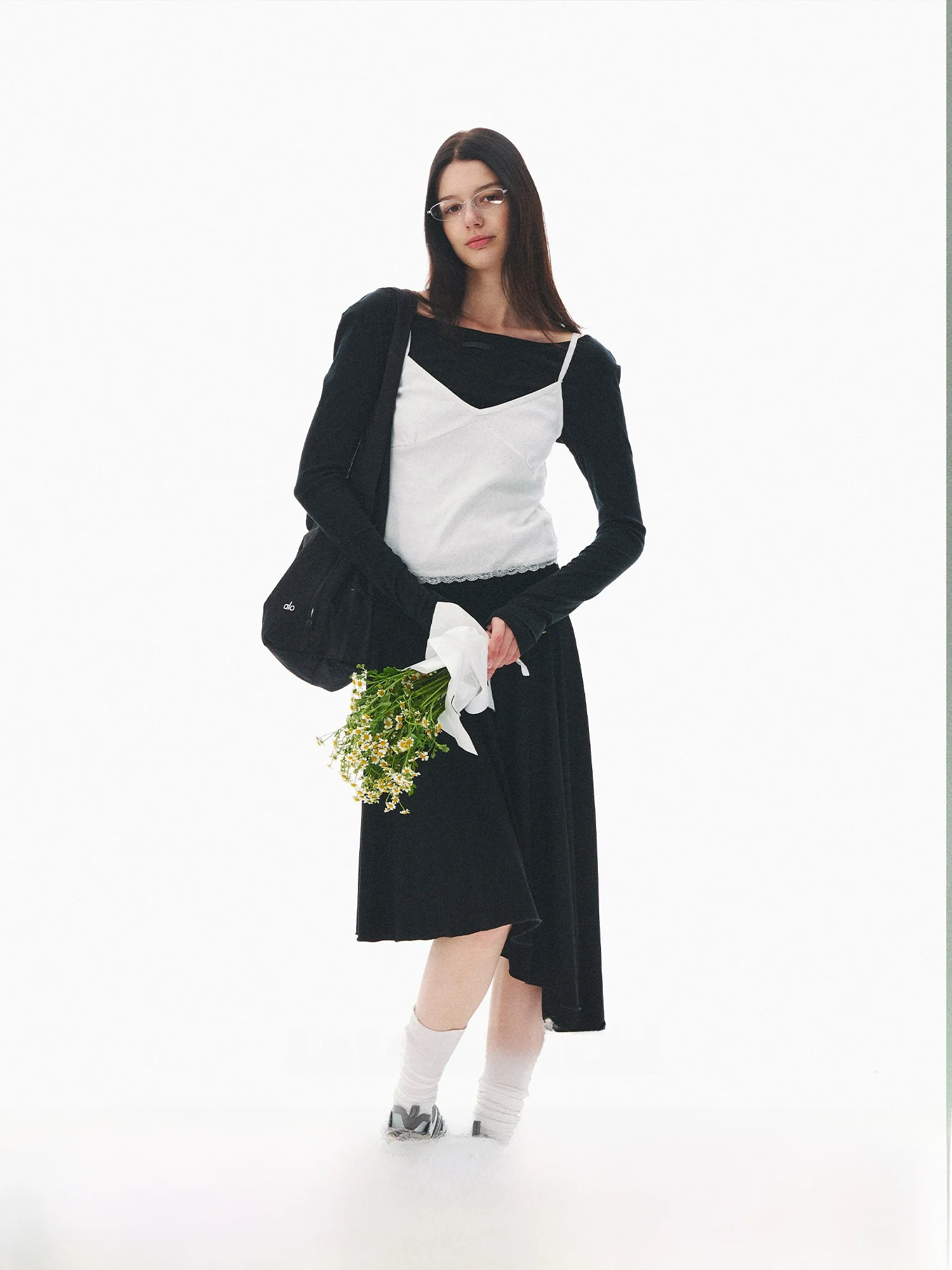 

LaluneDuCiel Romantic Flowing Black Asymmetrical Slimming Half Skirt Women's Fashion Korean Style Pleated G Viscose Skirt