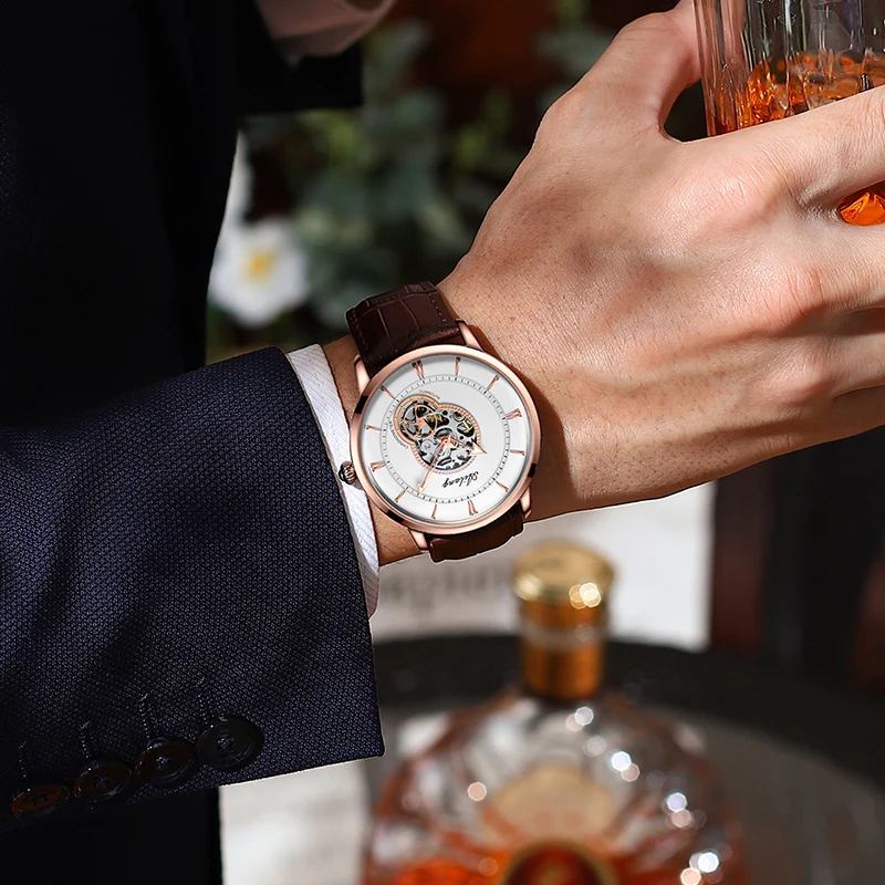ساعة يد ميكانيكية أوتوماتيكية أوتوماتيكية كاجوال فاخرة مقاومة للماء بحزام من الجلد الطبيعي 2026