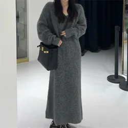 Woman Knitted Sweater Loose Fit Solid Maxi Dresses Autumn Winter Long Sleeved V Neck Slight Strech Ankle Lenth Relaxed Waist
