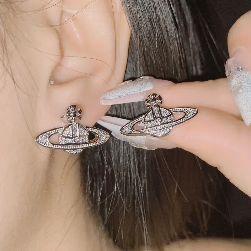 

Серьги-гвоздики MDL, Европа и Америка, коллекция Saturn, 18-каратное покрытие Planet Niche Design, сверкающие циркониевые серьги-гвоздики