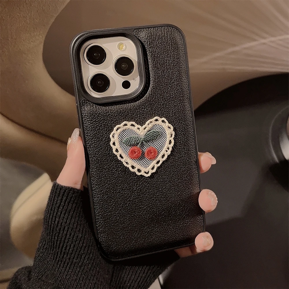 Cute Embroidered Phone Case for iPhone 14 Pro 13 12 11 Pro Max 15 Plus Soft Shockproof Silicone Protective Case Bumper Cover