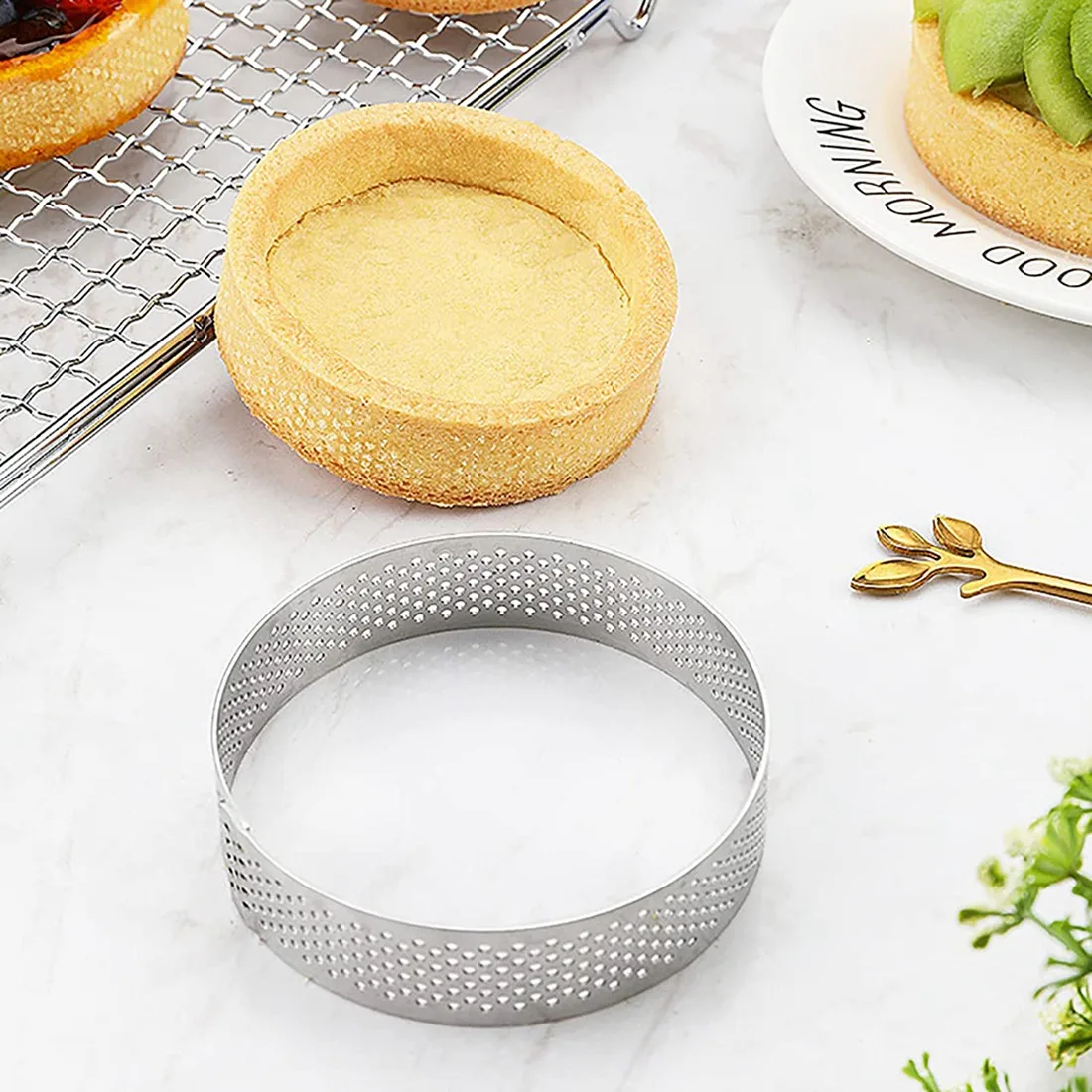 Anello per crostata rotondo da 9 pezzi, anelli per Mousse, anelli per Mousse perforati resistenti al calore in acciaio inossidabile, stampo per anello rotondo in metallo