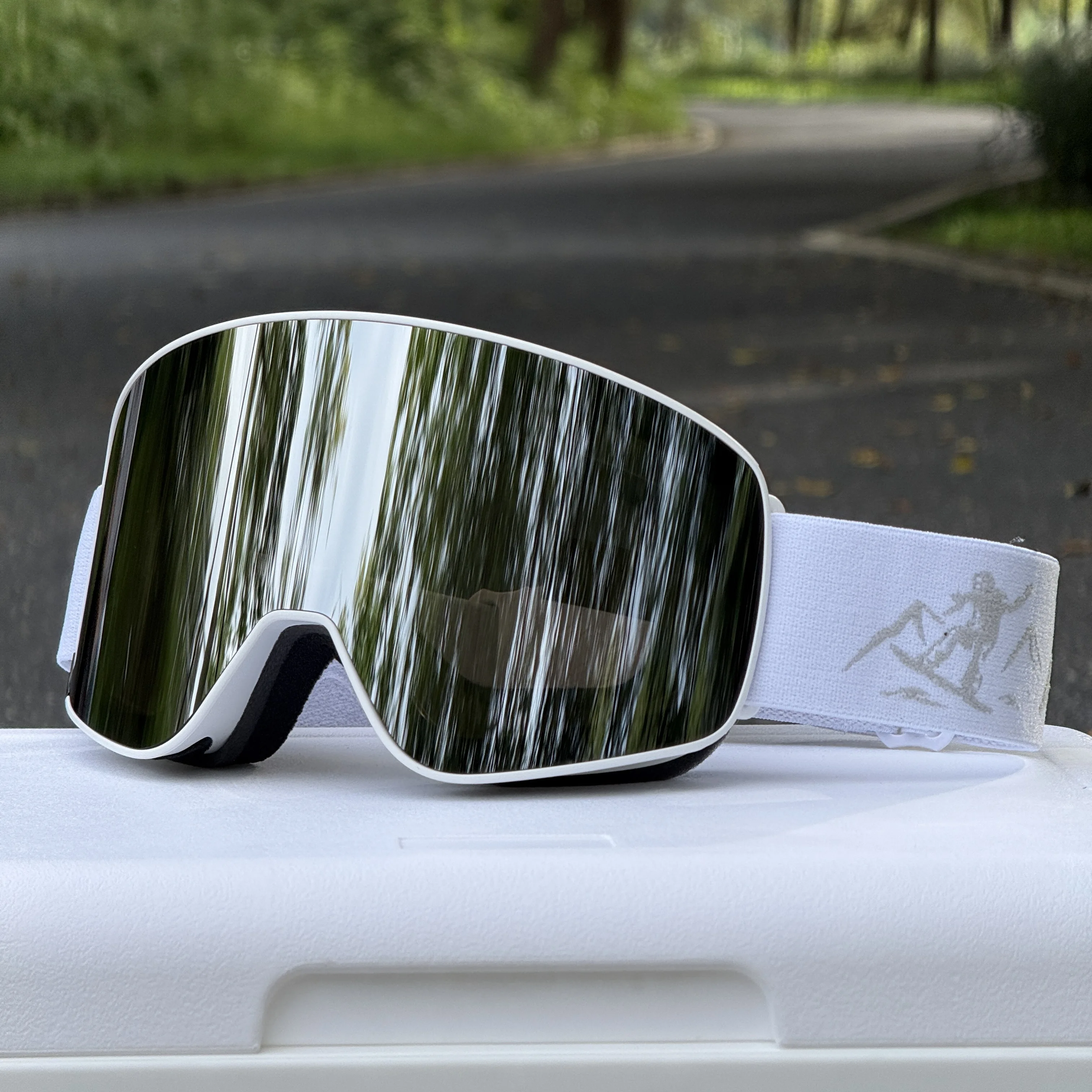 Double Layer Anti-Fog Ski Goggles Snowboard Glasses Snowmobile Eyewear Outdoor Sports Optical Protection