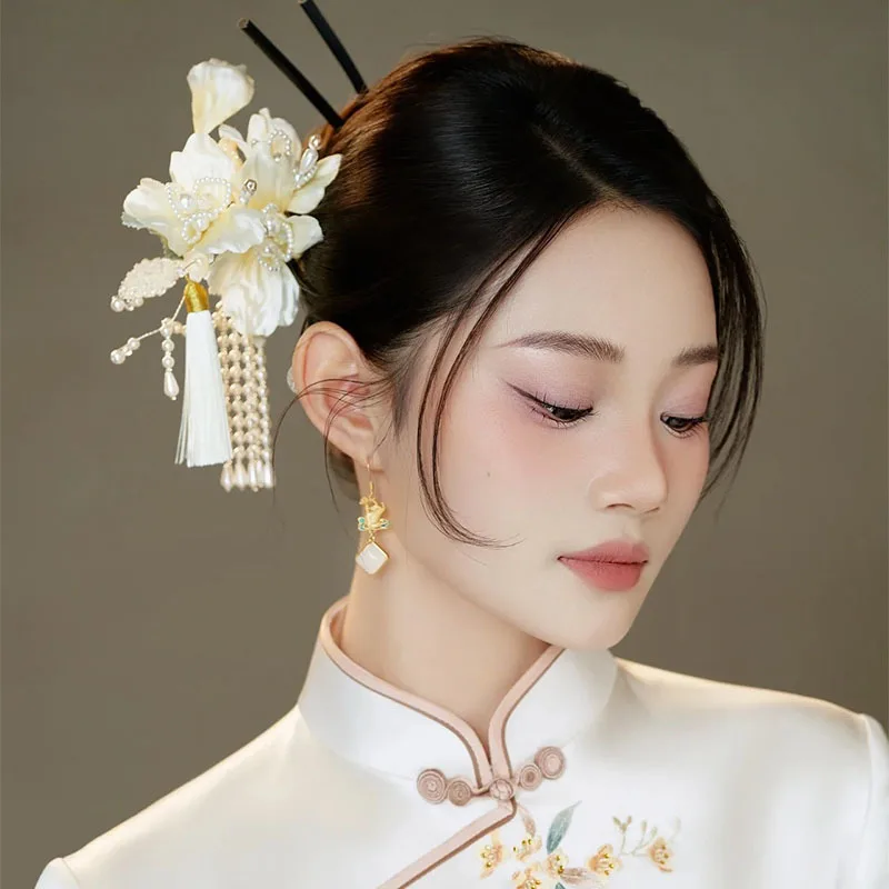 New Chinese Bridal Ear Clip Headdress Yellow Flowers Hair Sticks Beaded Tassel Hair Accessories Classical Headdress